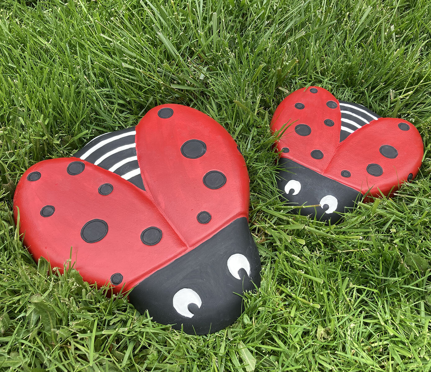 AUTUMN Ladybug Stepping Stone Mold/Form, DIY Walkway Stepping Stone, Set of 3