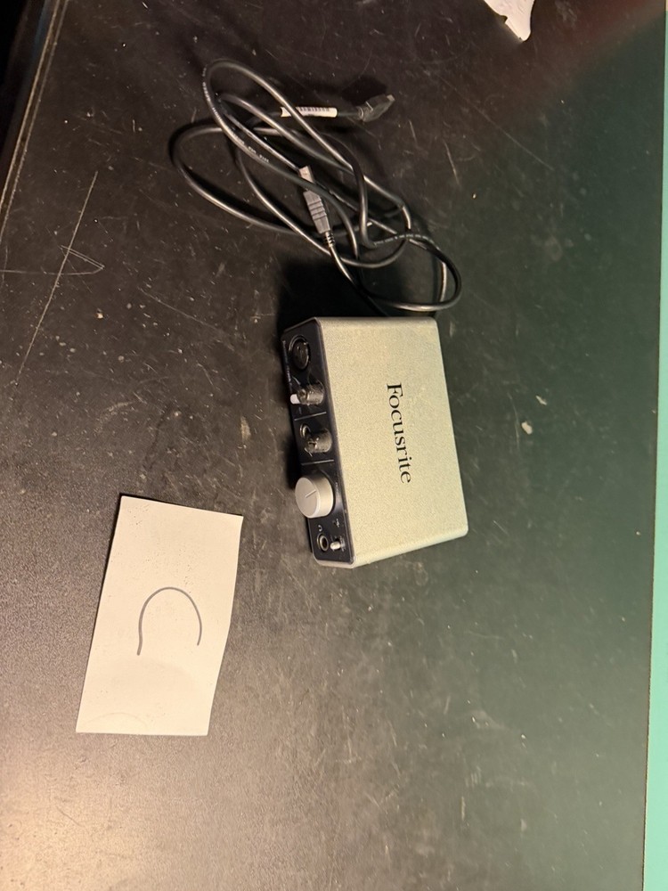 FocusRite iTrack Solo Audio USB Interface (read description)