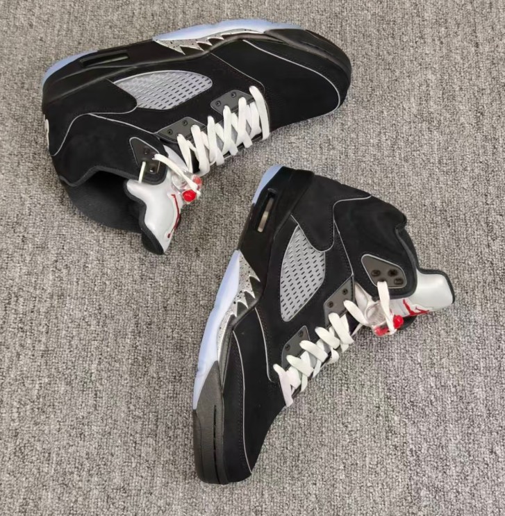 Jordan Air Jordan 5 "BLACK METALLIC REIMAGINED" Retro Basketball Shoes