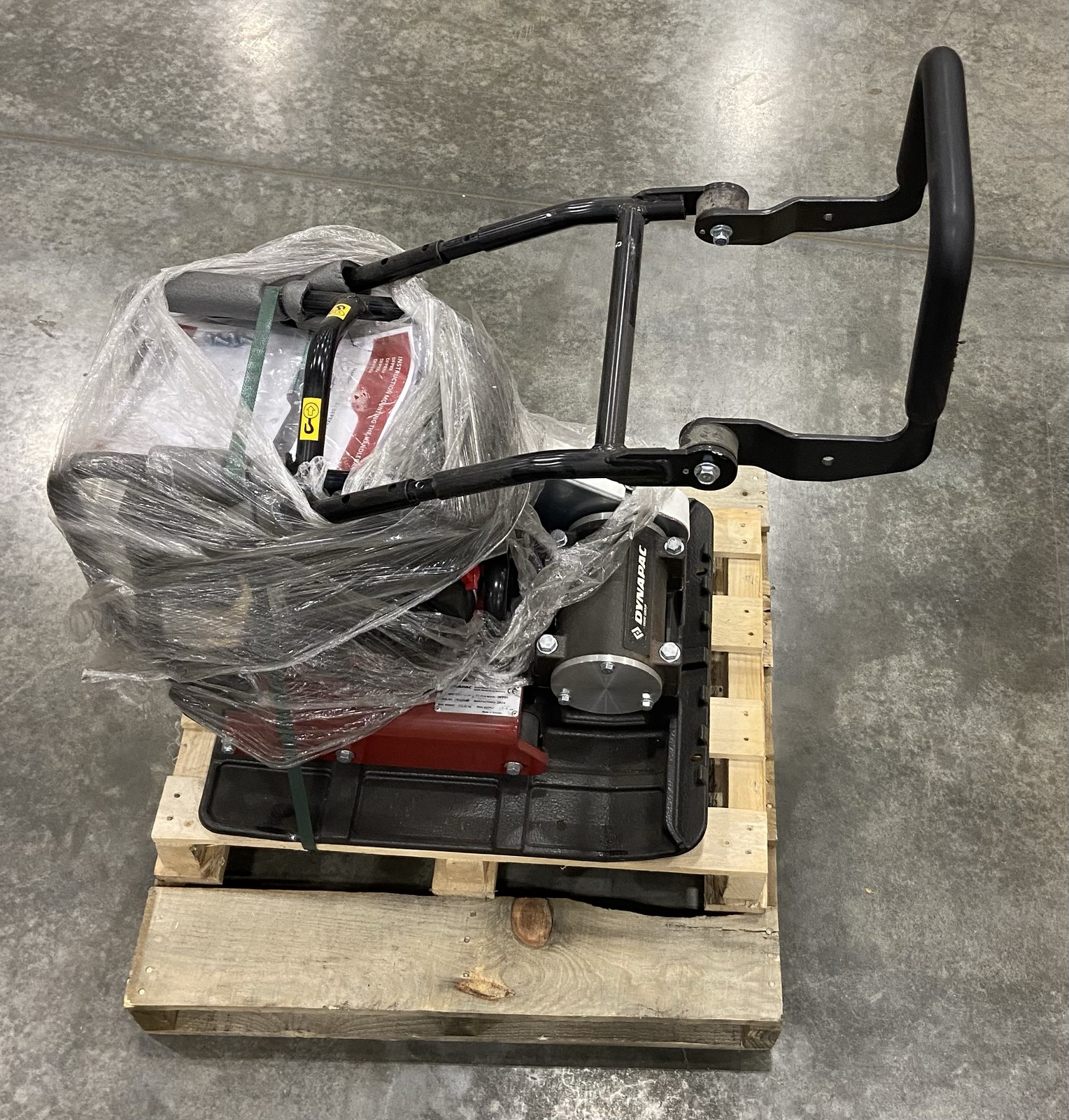 Dynapac Plate Compactor 4,271 lbs Hit Force DFP9X