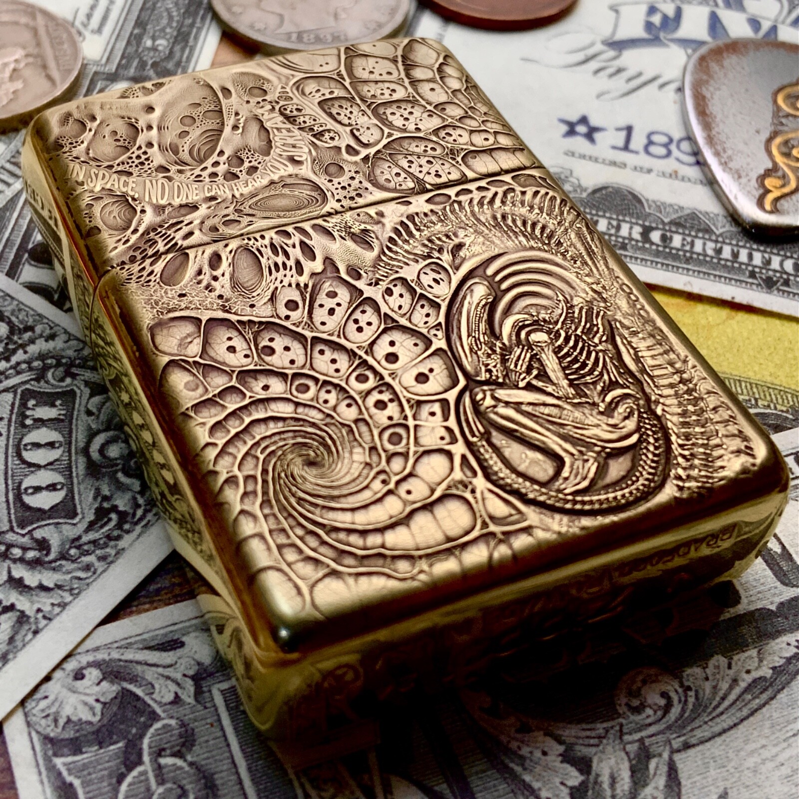 Zippo “Alien” (1979) Themed Brass Armor Lighter H.R. Giger Inspired Artwork