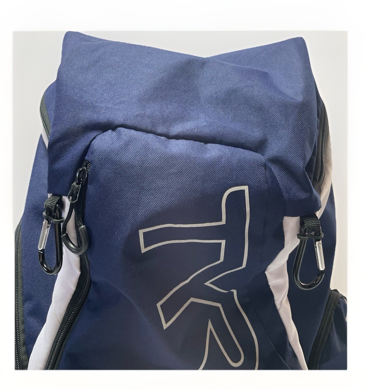 Tyr Alliance 45L White Navy Backpack Gym Pool Bag Wet Dry Ergonomic Design