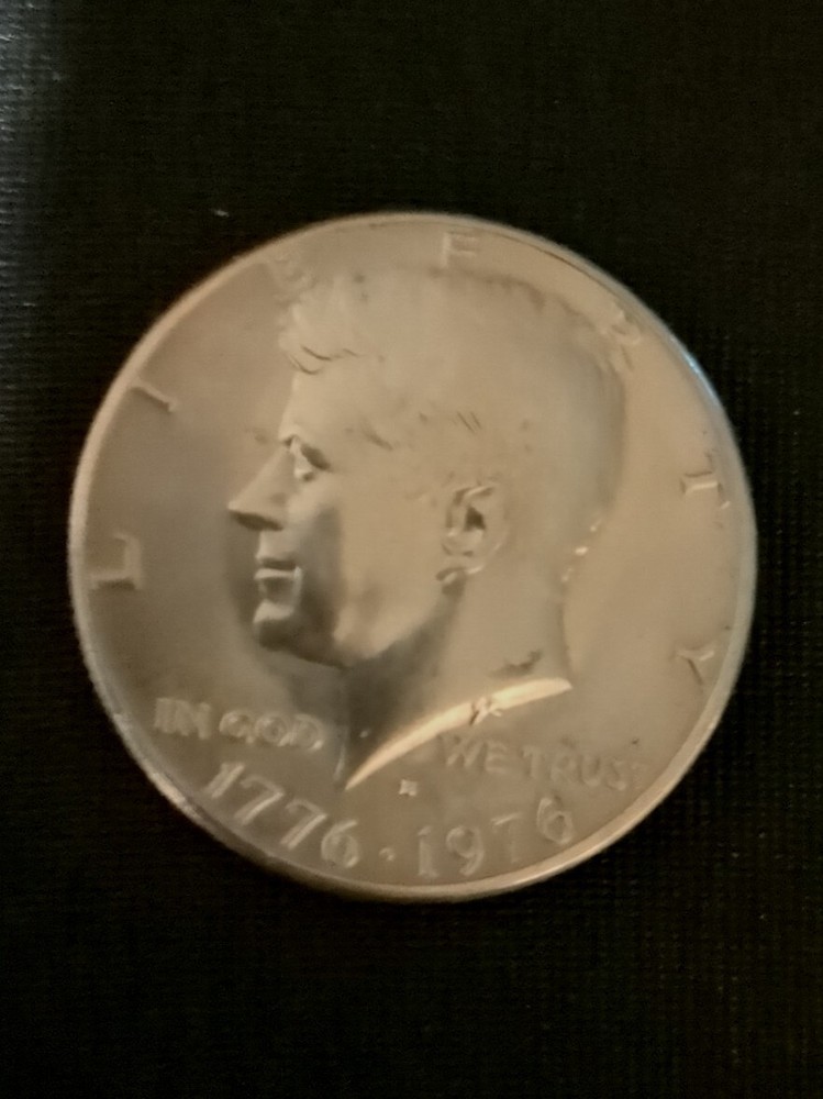 Bic D-Kennedy Half Dollar Piece With errors. DDO DDR. UNC.