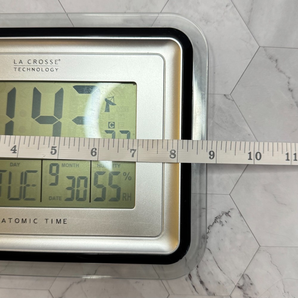 Weather Station La Crosse Technology Wall Table Display BBB87733 in EUC