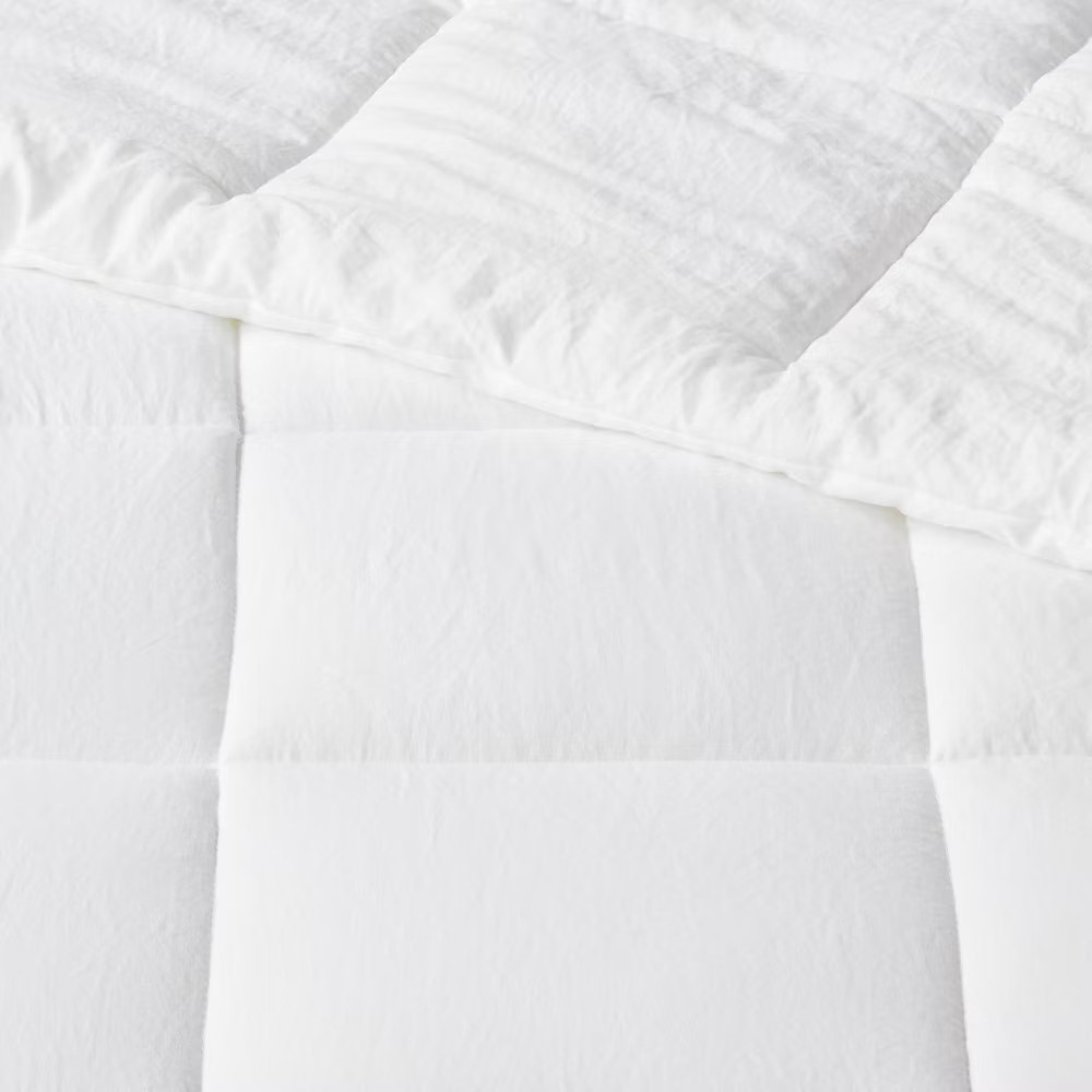Room Essentials Solid Square Quilting Comforter Alternative, White, Twin/TwinXL