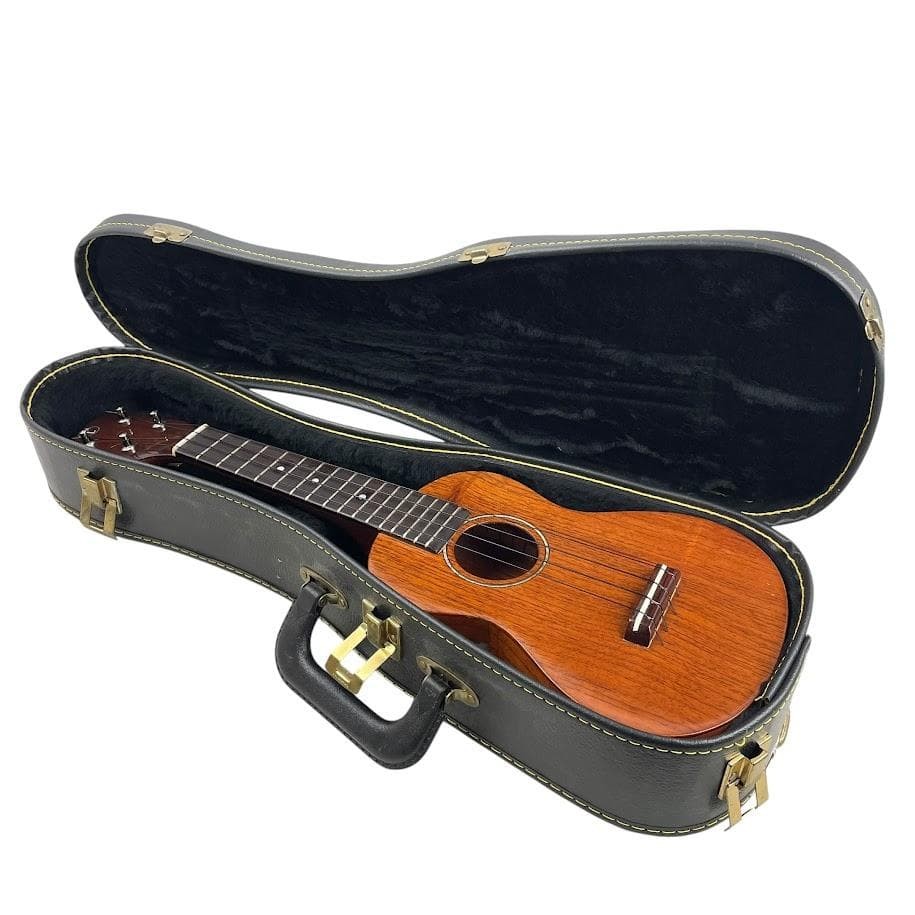 Tangi Soprano Ukulele All solid mahogany with hard case