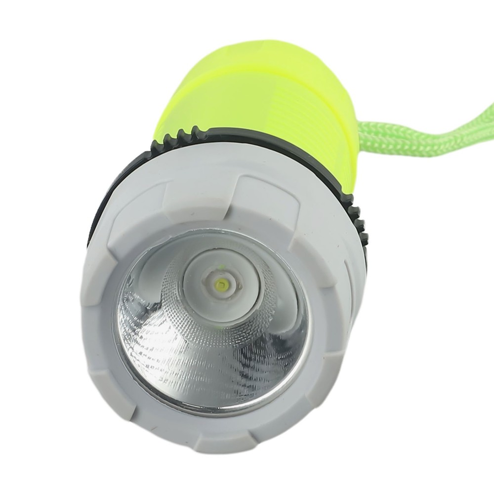 High Quality Strong Light Flashlight 1800LM 3 Modes Diving Flashlight Torch