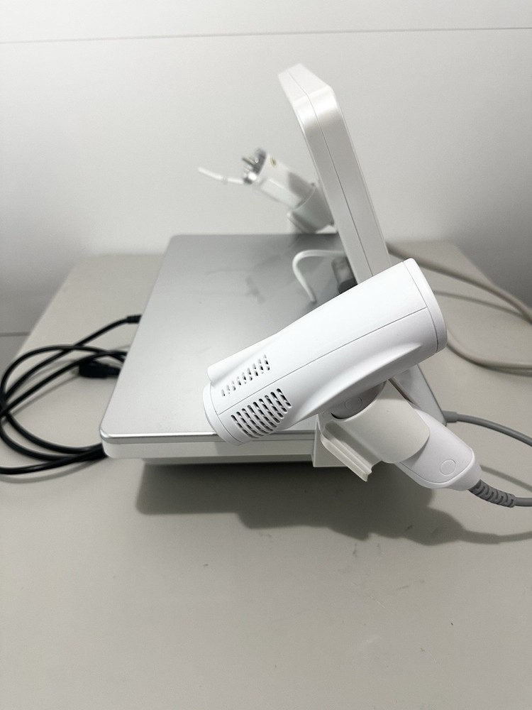 Rejuva Fresh RF Microneedling