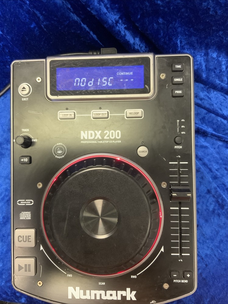 NUMARK DJ NDX200 Professional Tabletop CD PLAYER Mix LOOP Q Digital Audio