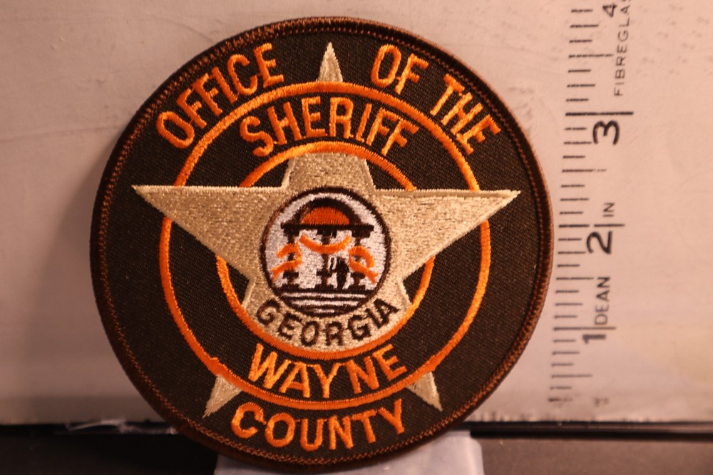 police patch   WAYNE COUNTY SHERIFF    GEORGIA