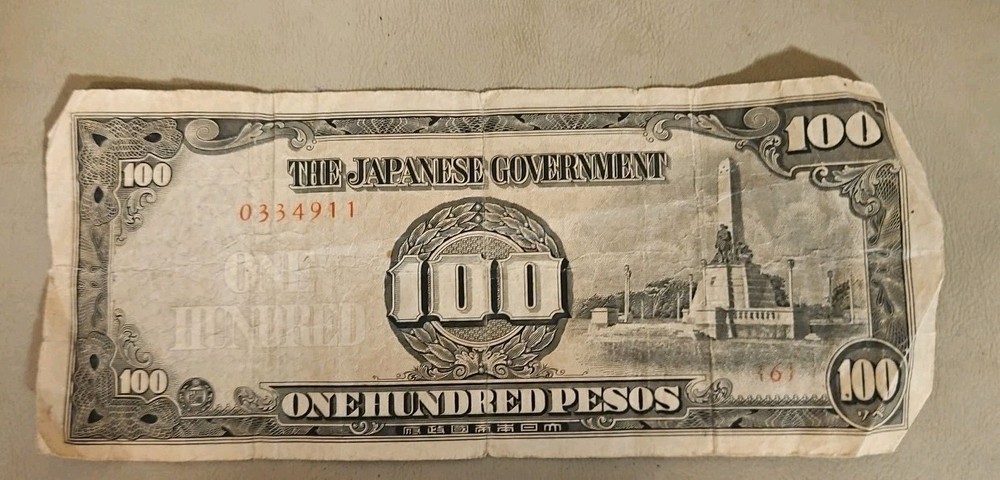 Philippines 100 Pesos Note