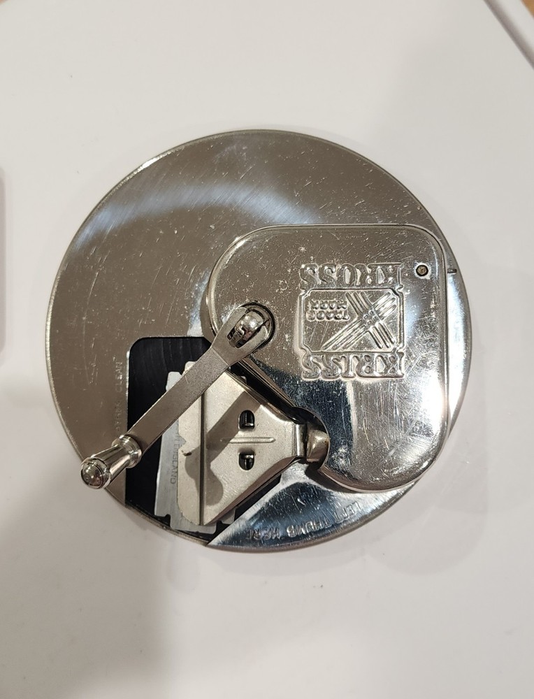 Vintage Kriss Kross Stropper Razor Blade Sharpener W/Original Box