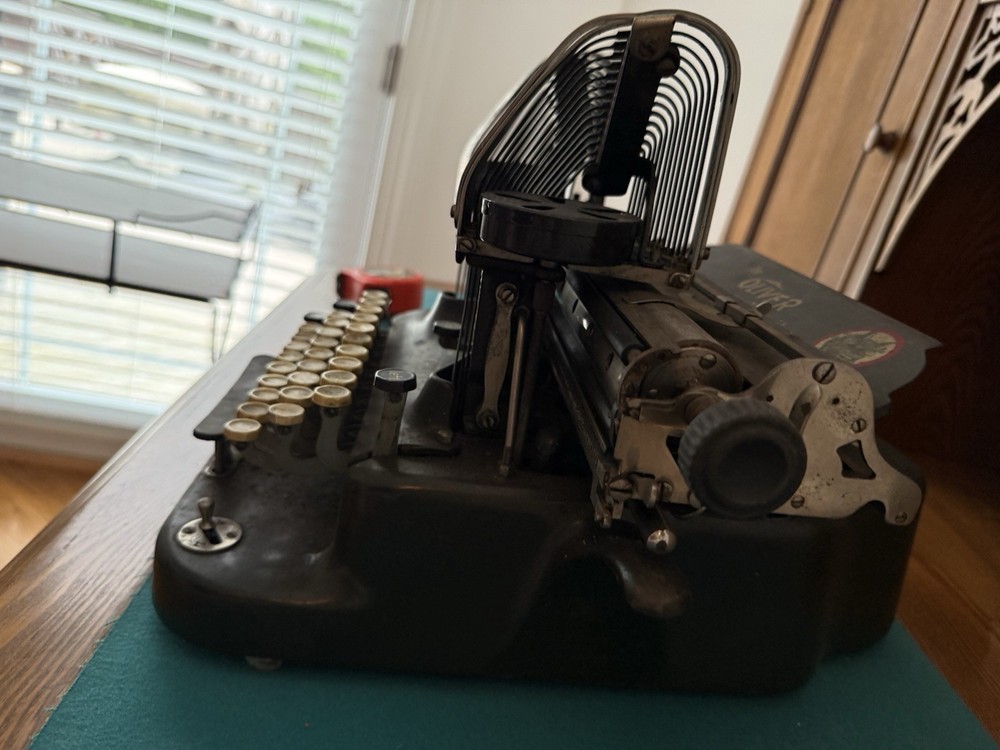 oliver no #5 typewriter 1898