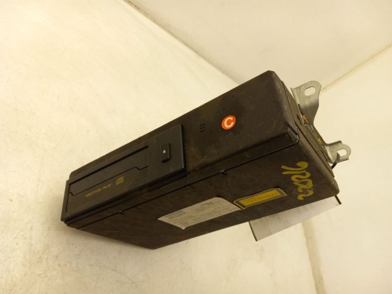 98-00 LEXUS GS350 GPS / NAVIGATION DVD PLAYER COMPUTER MODULE