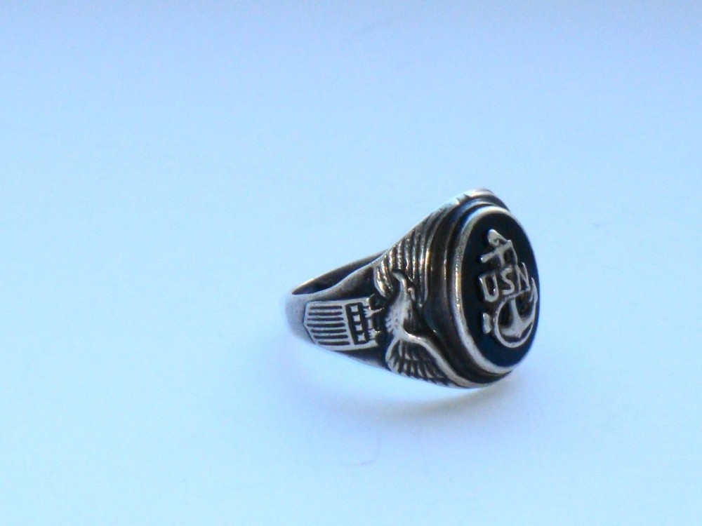 SUPERB ANTIQUE VINTAGE USA UNITED STATES NAVY WWII SILVER & BLACK ENAMEL RING
