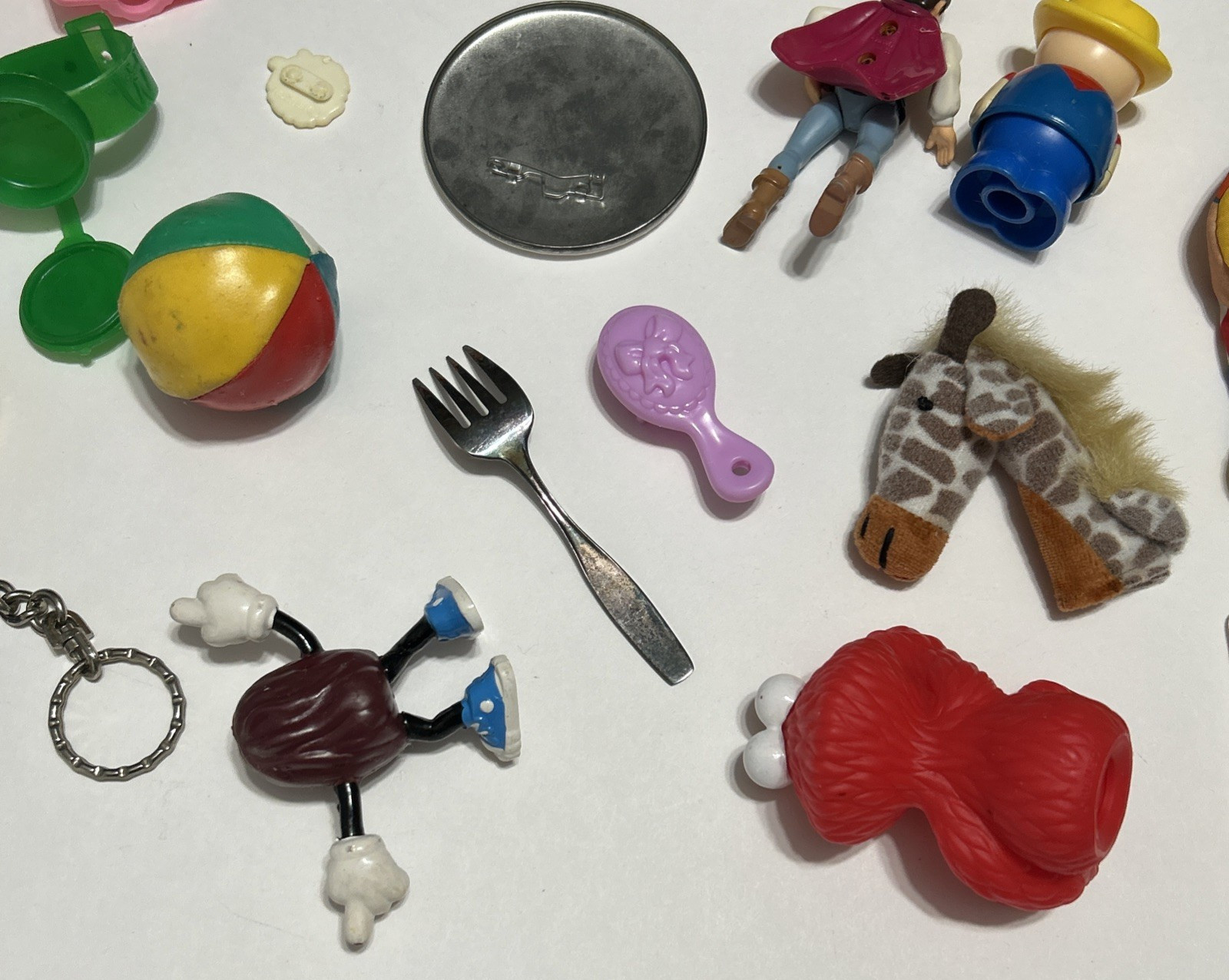 25pc VTG 90s Toy Junk Drawer Lot Elmo Ernie Farmer Hamster Raisin Happy Meal Toy