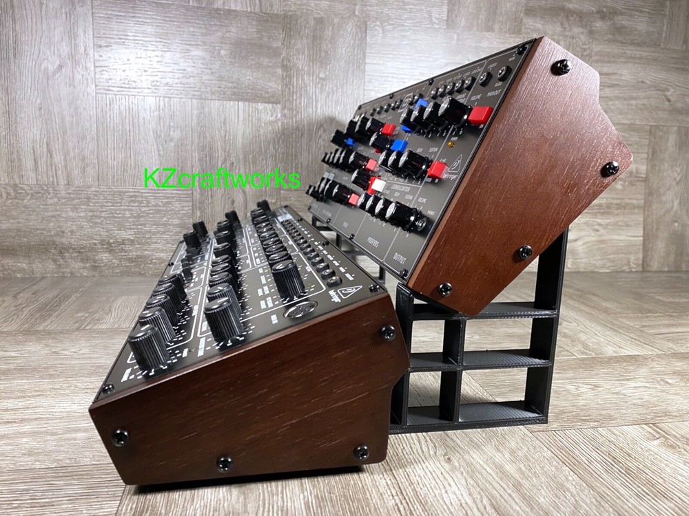 Basic Stand for Behringer Model D / PRO 1 / Neutron / K2 / WASP / CAT --- BLACK