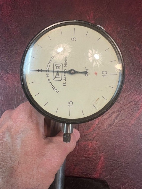 Tumico Dial Indicator: .001", with vertical adjustable mount