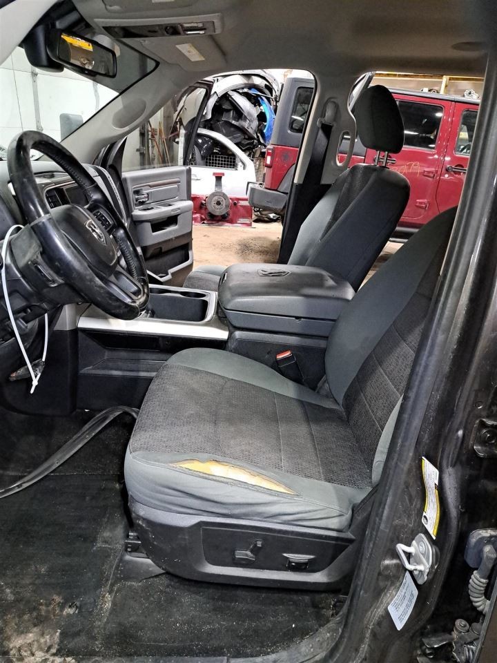 2016 Ram1500 Jack Sku#4385025