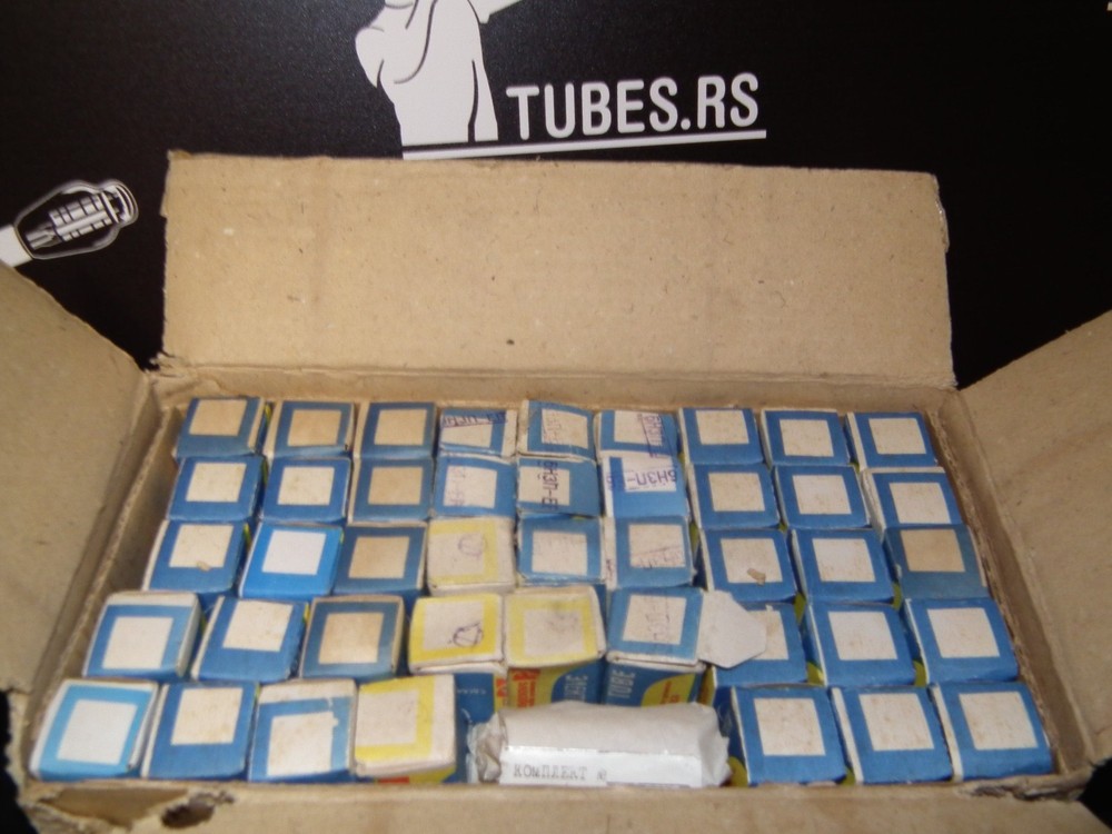 Platinum matched pair 6N3P-EV USSR Double Triode 1982