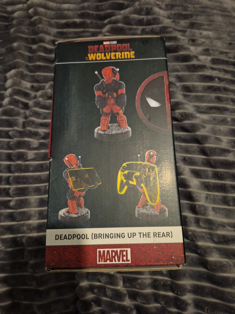 Cable Guys DEADPOOL & WOLVERINE DeadPool (Bringing Up The Rear)Controller Holder