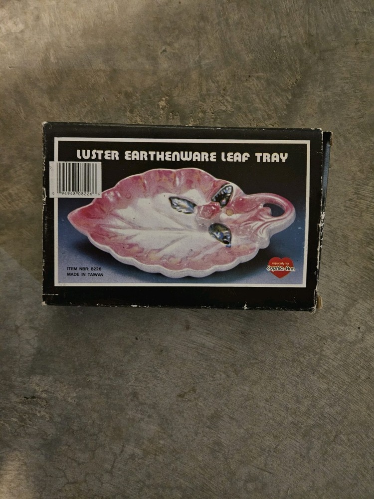Vintage Luster Earthware Leaf Tray