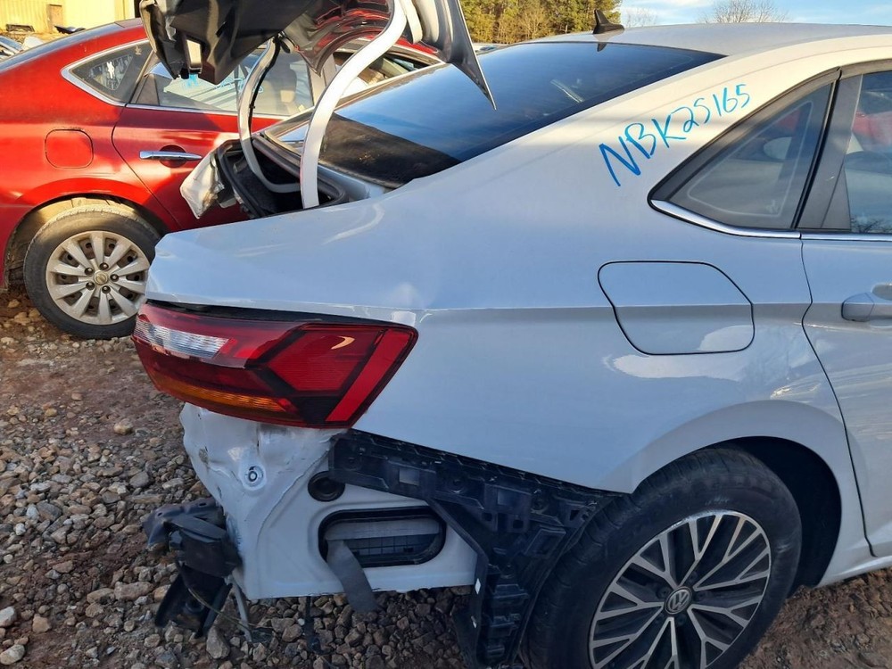 Console Front Floor Fits 19-21 JETTA 4896176