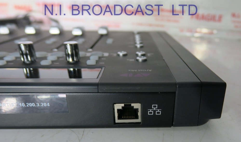 Avid Artist mix  audio panel
