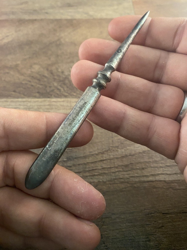 1847 Rogers Bros Nut Pick Silverplated Plain Unknown Pattern