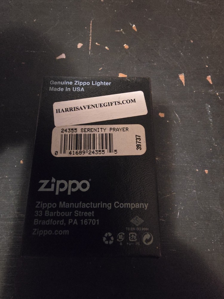 Zippo Lighter Post Emblem 3 Men Standing 2001 Design