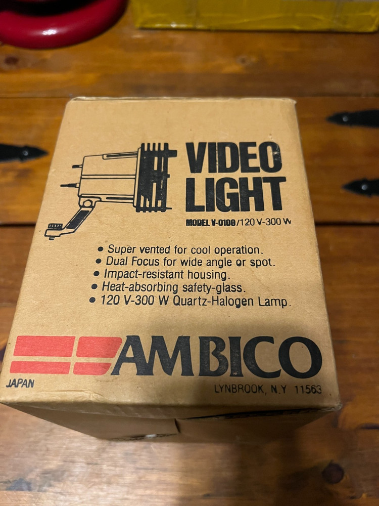 Ambico video light model V-0100 pristine condition