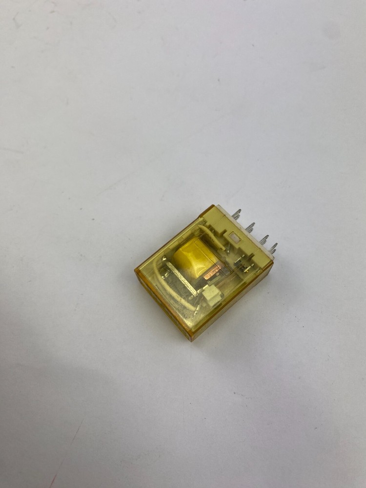 Idec RY2S AC110V 2 Piece