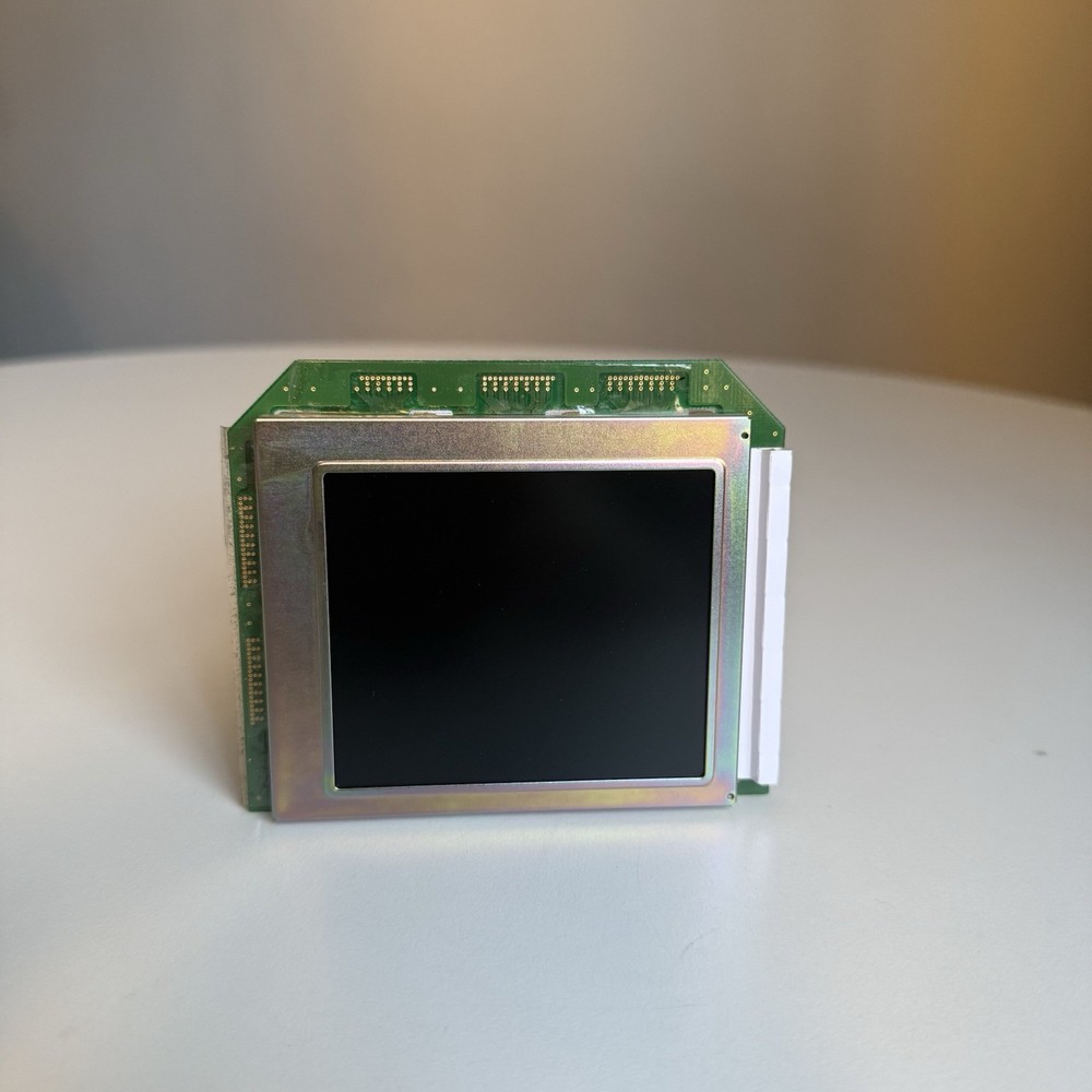 Fluke DSP-4000 LCD Display Screen Hitachi LMG7135PNFL Cable Analyzer Part