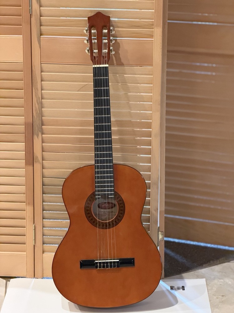 STAGG C542 Pack Beautiful Tone Classical Guitar | Nylon Strings