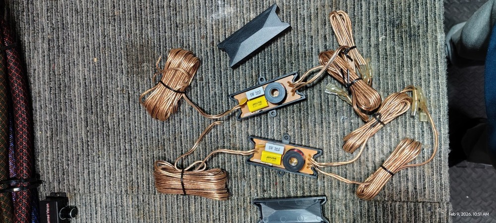 Alpine SPR-694A Ceossovers