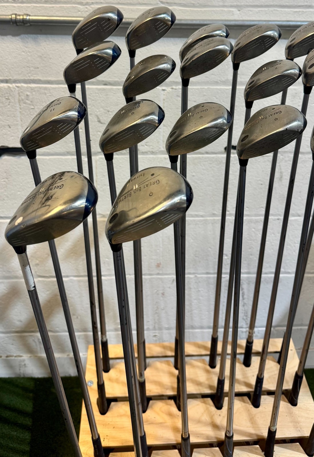 Wholesale Lot of 40 Golf Clubs - Callaway Woods - Right-Handed - Ladies Flex