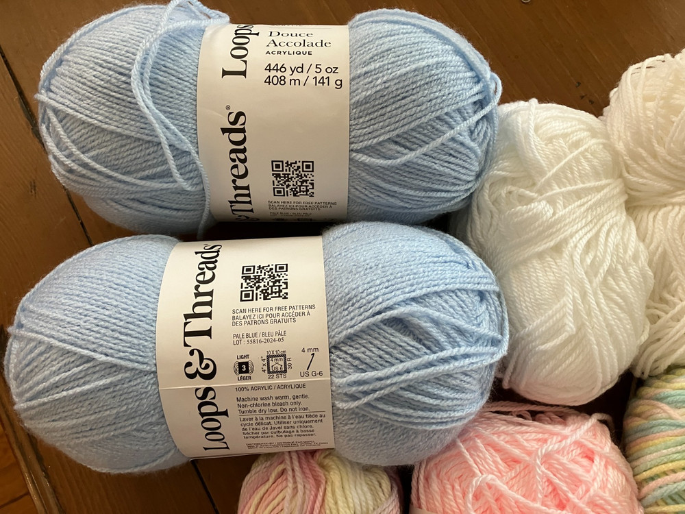 YARN + KNITTING NEEDLES AND MISCELLANEOUS ITEMS