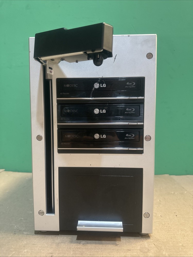 Vinpower Cube 3 Target SATA Automated Bluray/DVD/CD Duplicator