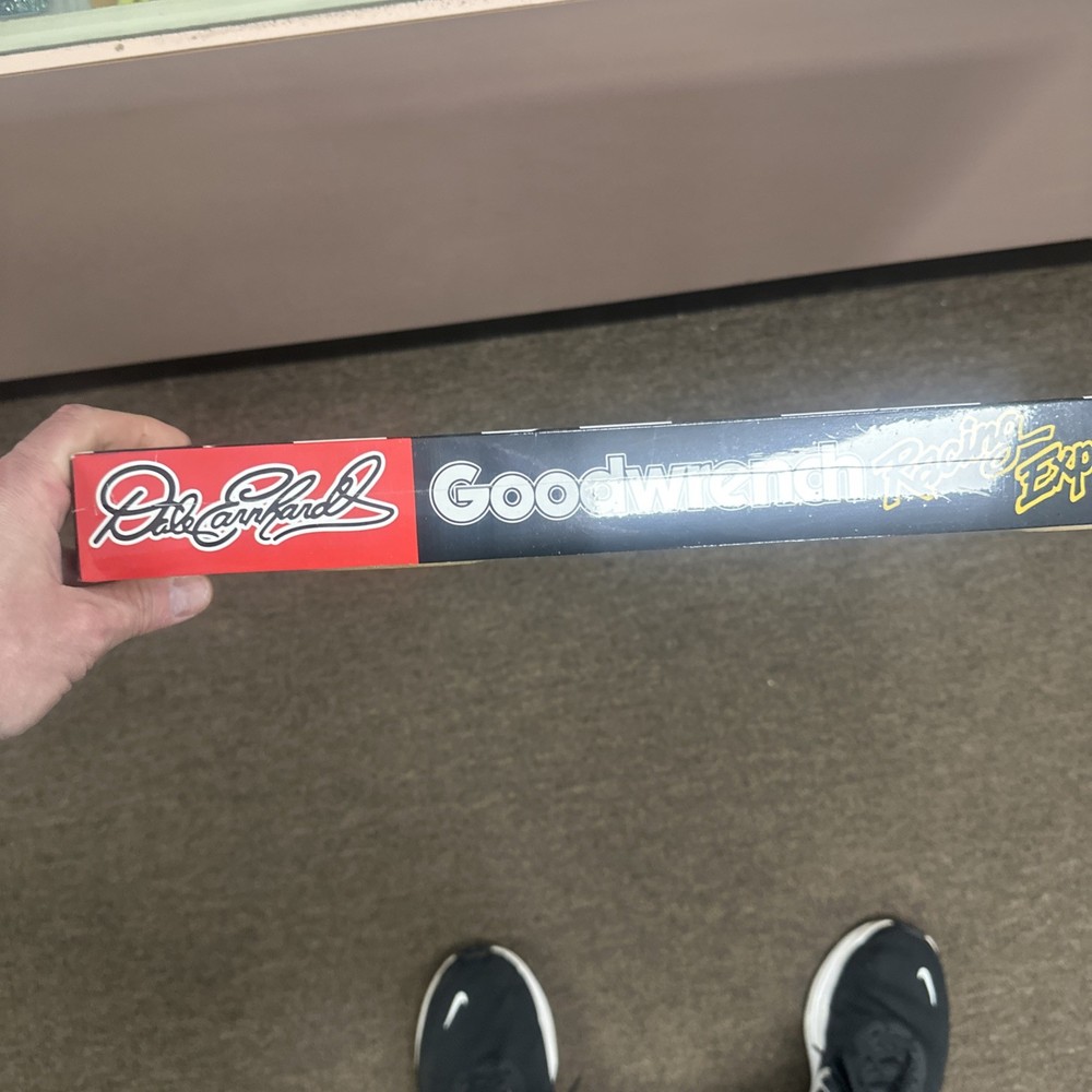 Dale Earnhardt Goodwrench Racing Express model train set