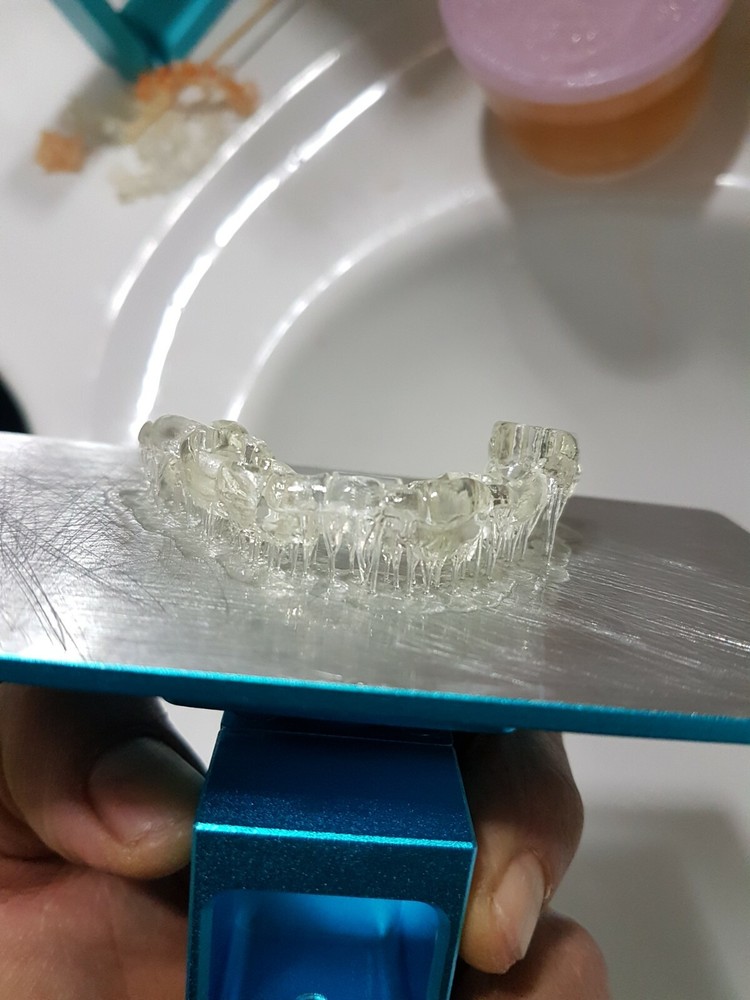 DLP SLA LCD 3d printer biocompatible resin for dental & prototypes.