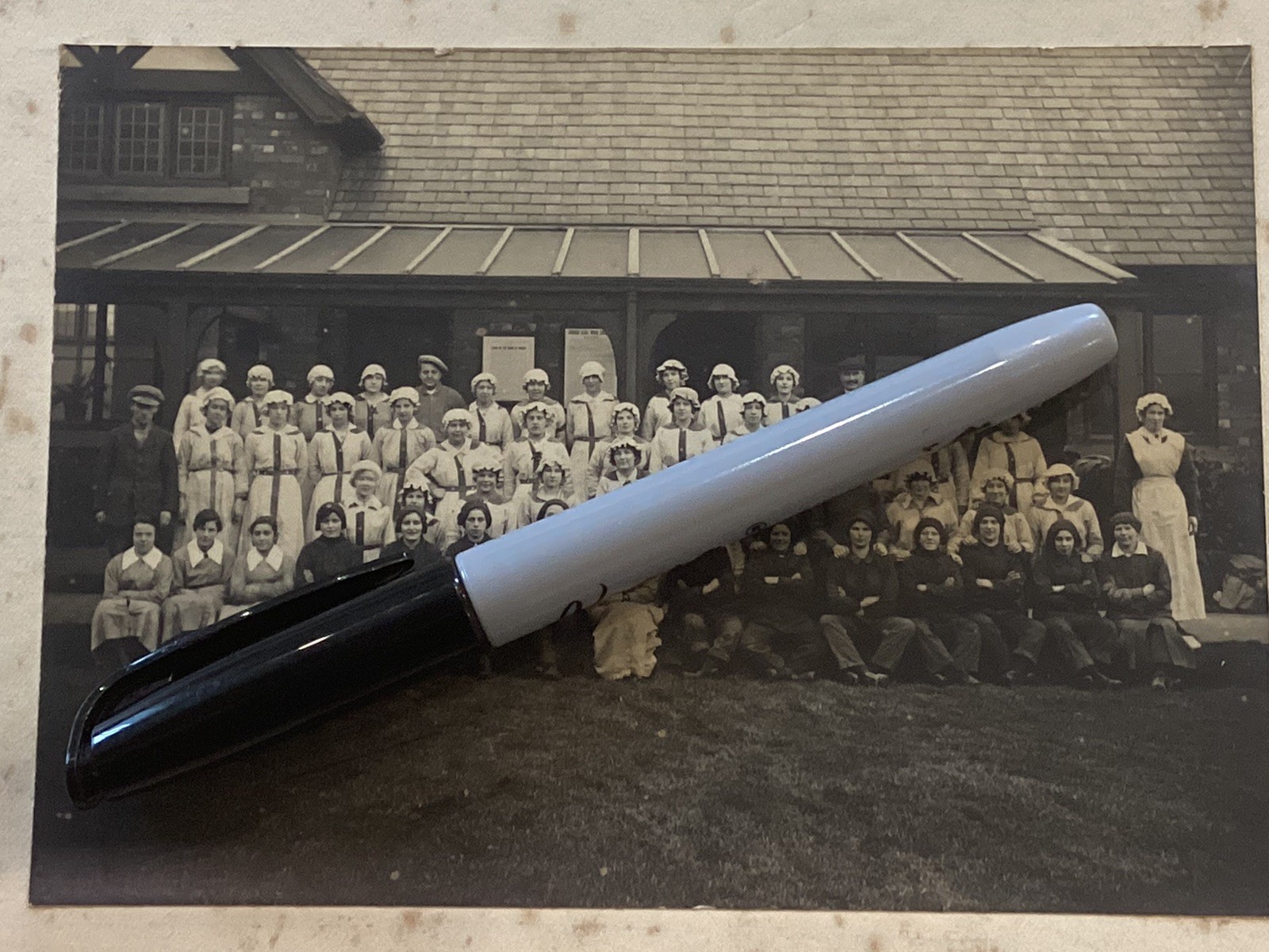 Original Photo WWI Munition Workers Canary Girls Bruner Mond Factory Sandbach