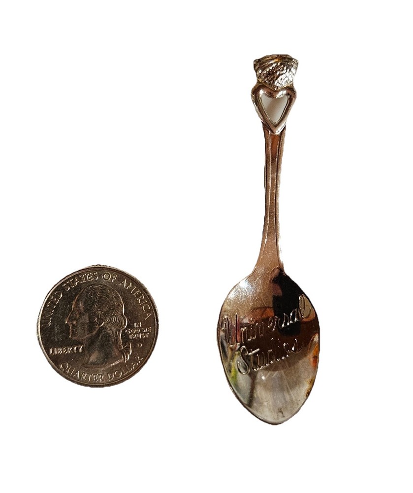 Vintage Universal Studios Souvenir Spoon Fort 1981