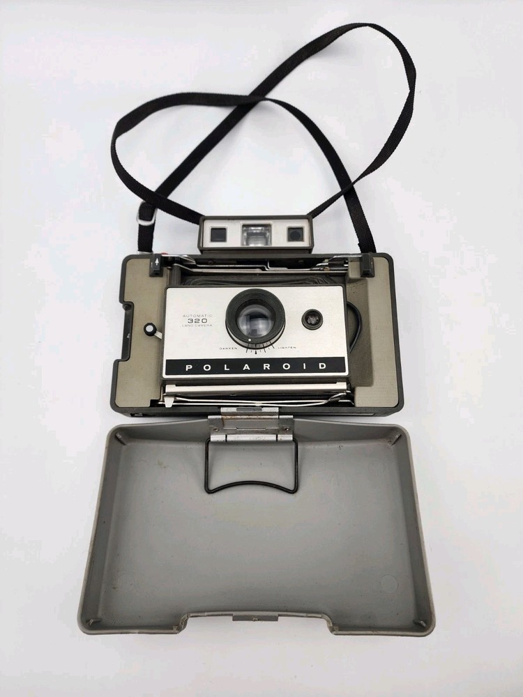 Polaroid 320 Automatic Land Camera Instant Camera • *Untested*
