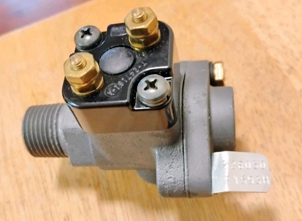 NOS Bendix 228050 Reman Switch 228050X DS-1