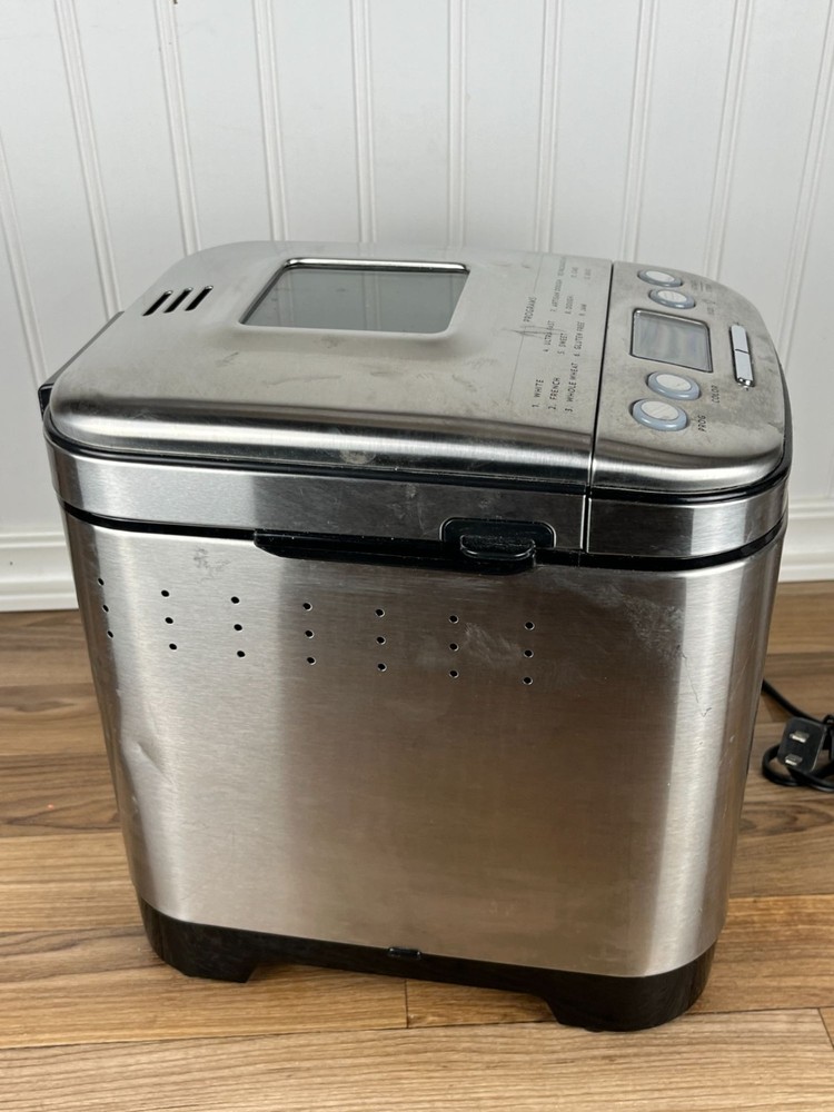 Cuisinart CBK-110 Bread Maker Compact Automatic Stainless Steel Silver - Tested