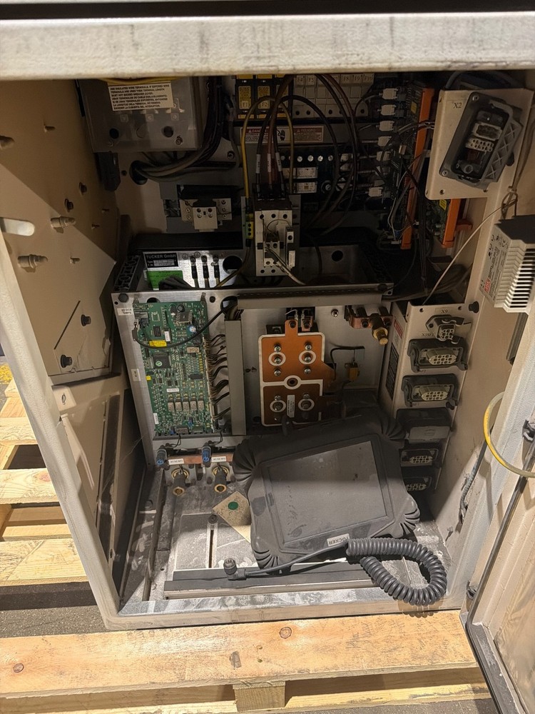 EMHART DCE15AREB Stud Welding Inverter USED
