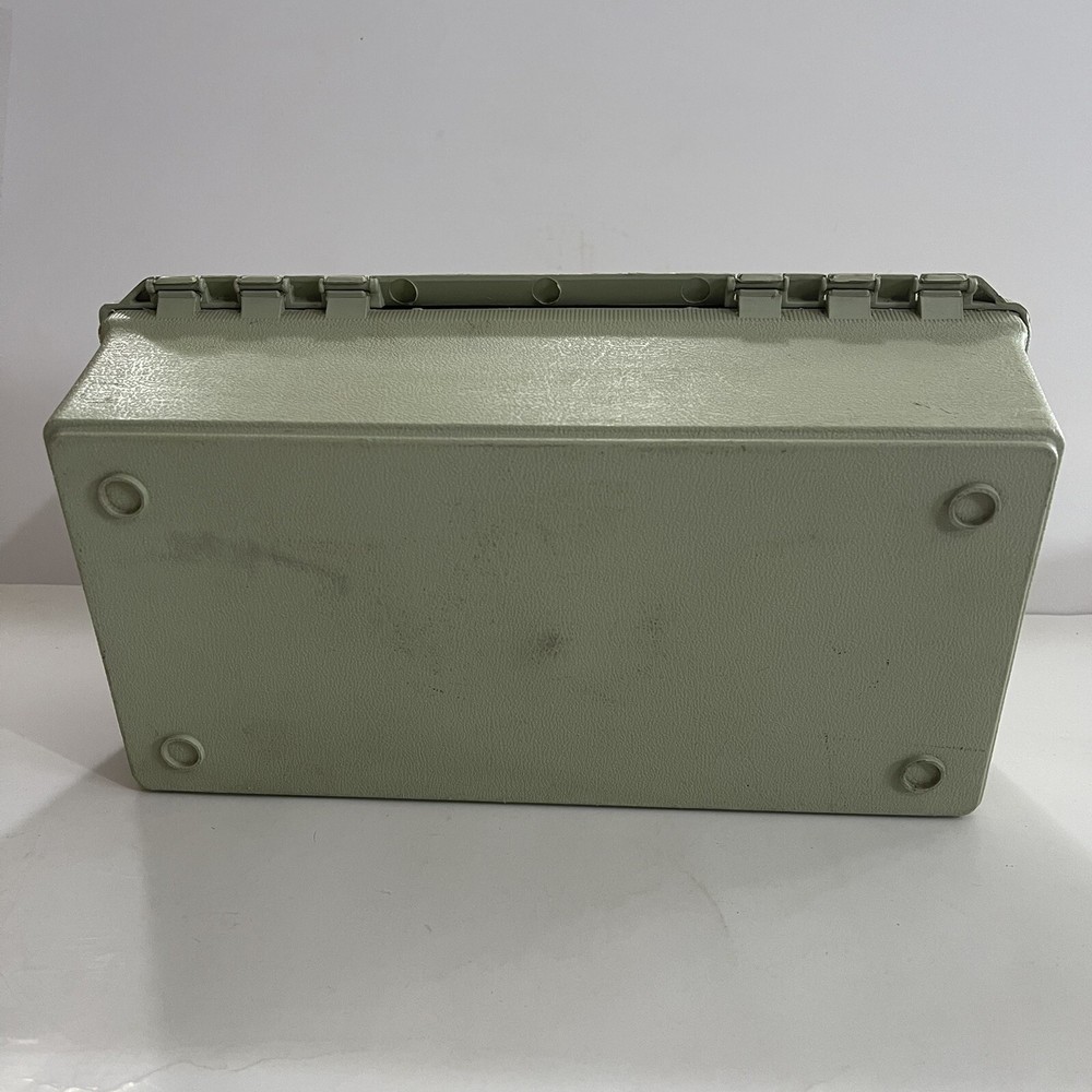 Vintage Pro Pack Laker tackle box euc
