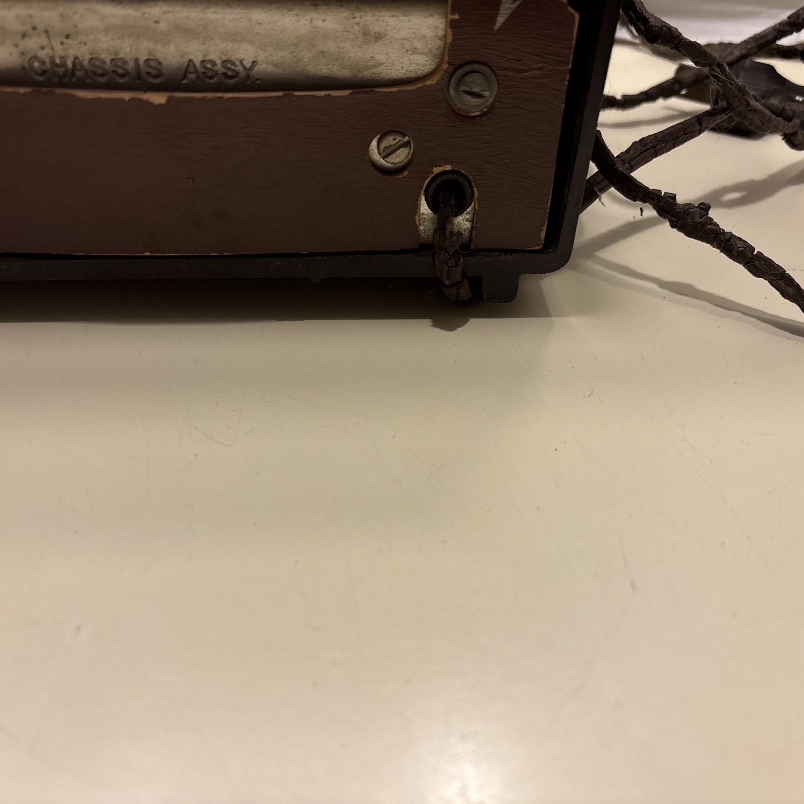 Westinghouse Classic Tube Type Radio M# H-247 Radio Parts/Repair.Read Details