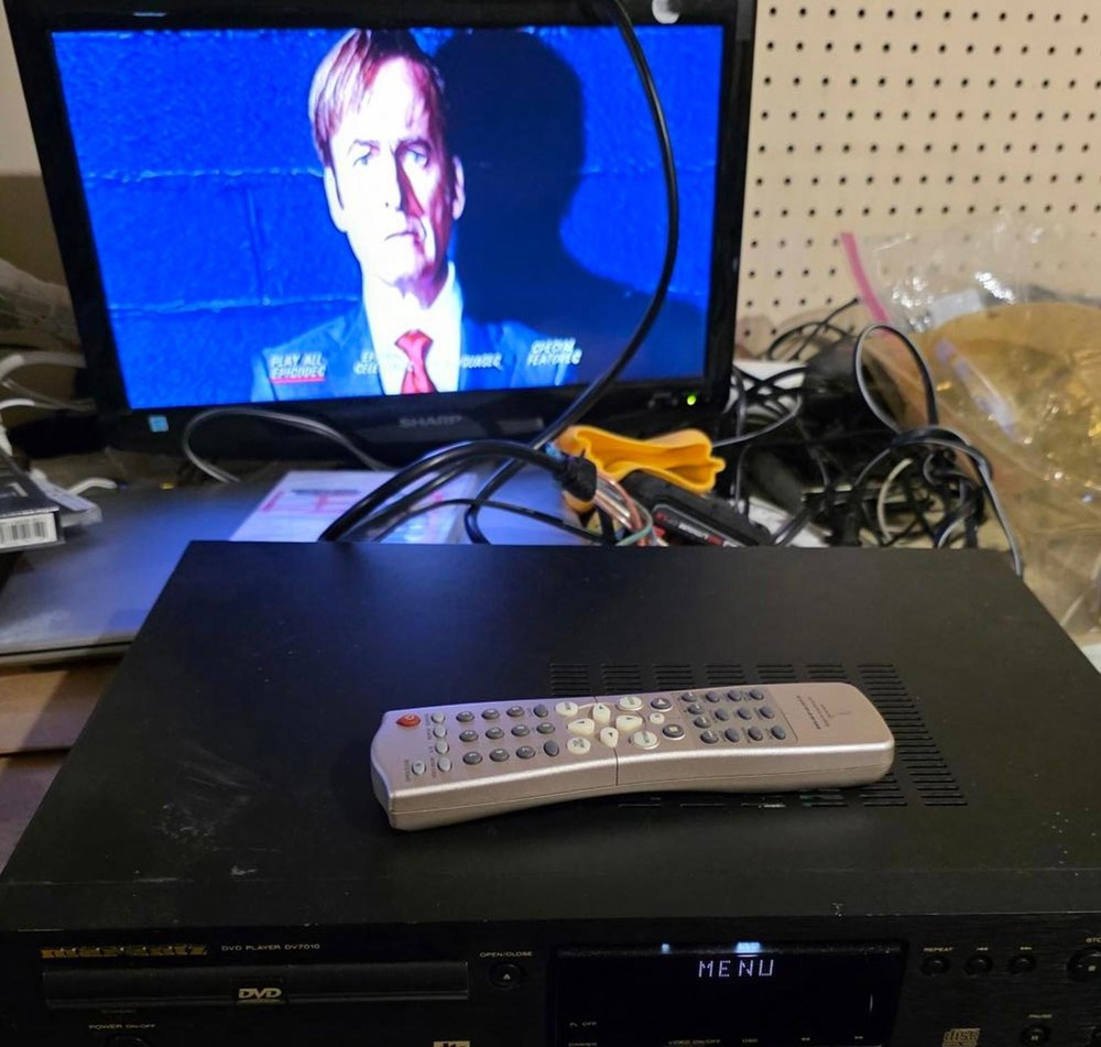 Marantz DVD Player DV7010 With Remote