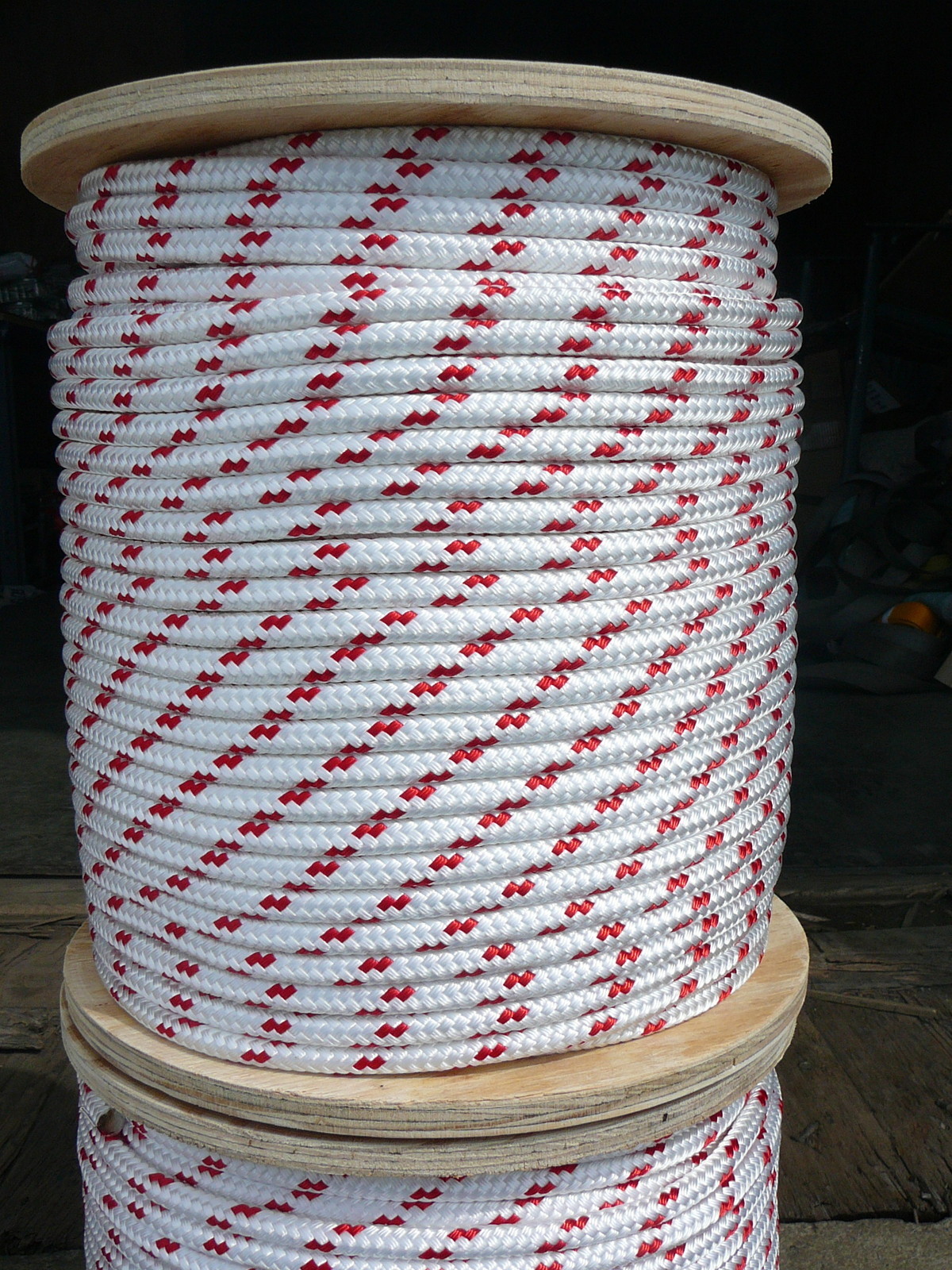NovaTech XLE Halyard Sheet Line, Dacron Sailboat Rope 3/8" x 150' White/Red